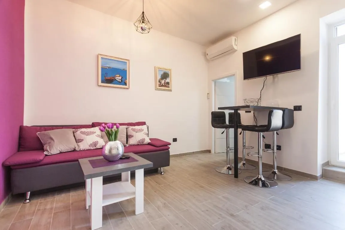 Apartment Toni